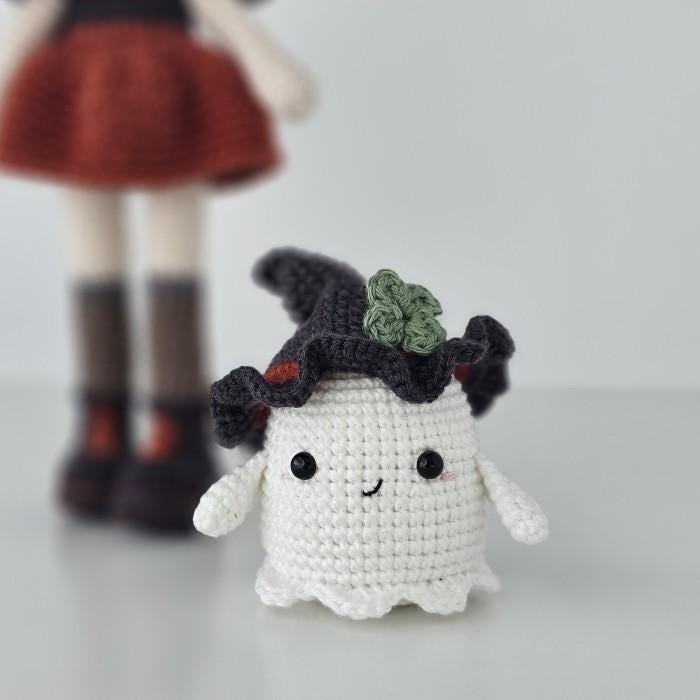 Free Crochet Halloween Fairy & Ghost Toy Amigurumi - Cute Halloween Decoration, Handmade Stuffed Toy, Spooky Gift for Kids Adults Doll Making