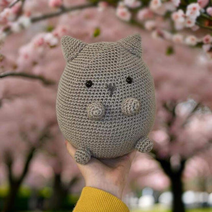 FREE Crochet Sweet Cat with Ice Cream Amigurumi Pattern PDF | DIY Kit, Instant Download, Cute Gift Idea for Cat Lovers Doll Making