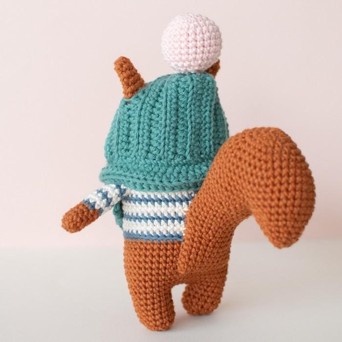 Free Crochet Sweet Squirrel Amigurumi Pattern PDF | Cute & Easy DIY Toy Making Guide for Beginners Doll Making