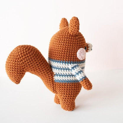 Free Crochet Sweet Squirrel Amigurumi Pattern PDF | Cute & Easy DIY Toy Making Guide for Beginners Doll Making