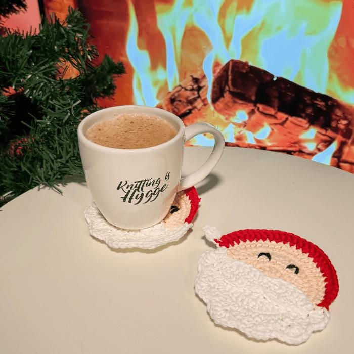 Santa Claus Patterned Coaster | Knitting / Amigurumi Pattern PDF Doll Making